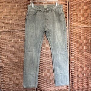 - Oscar de la Renta Men Gray Slim Fit Straight Jeans. Size 34